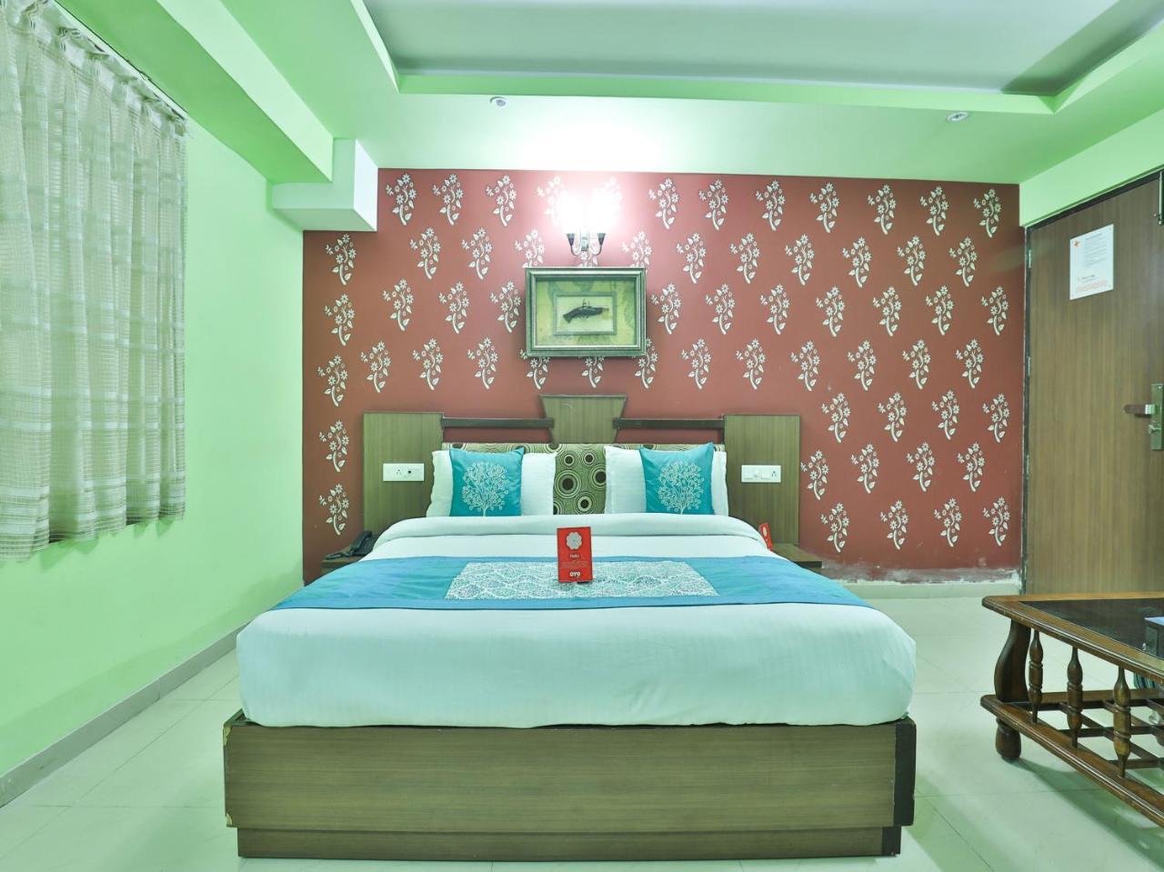 Oyo 4161 Hotel Shailly Inn Ahmedabad Eksteriør bilde